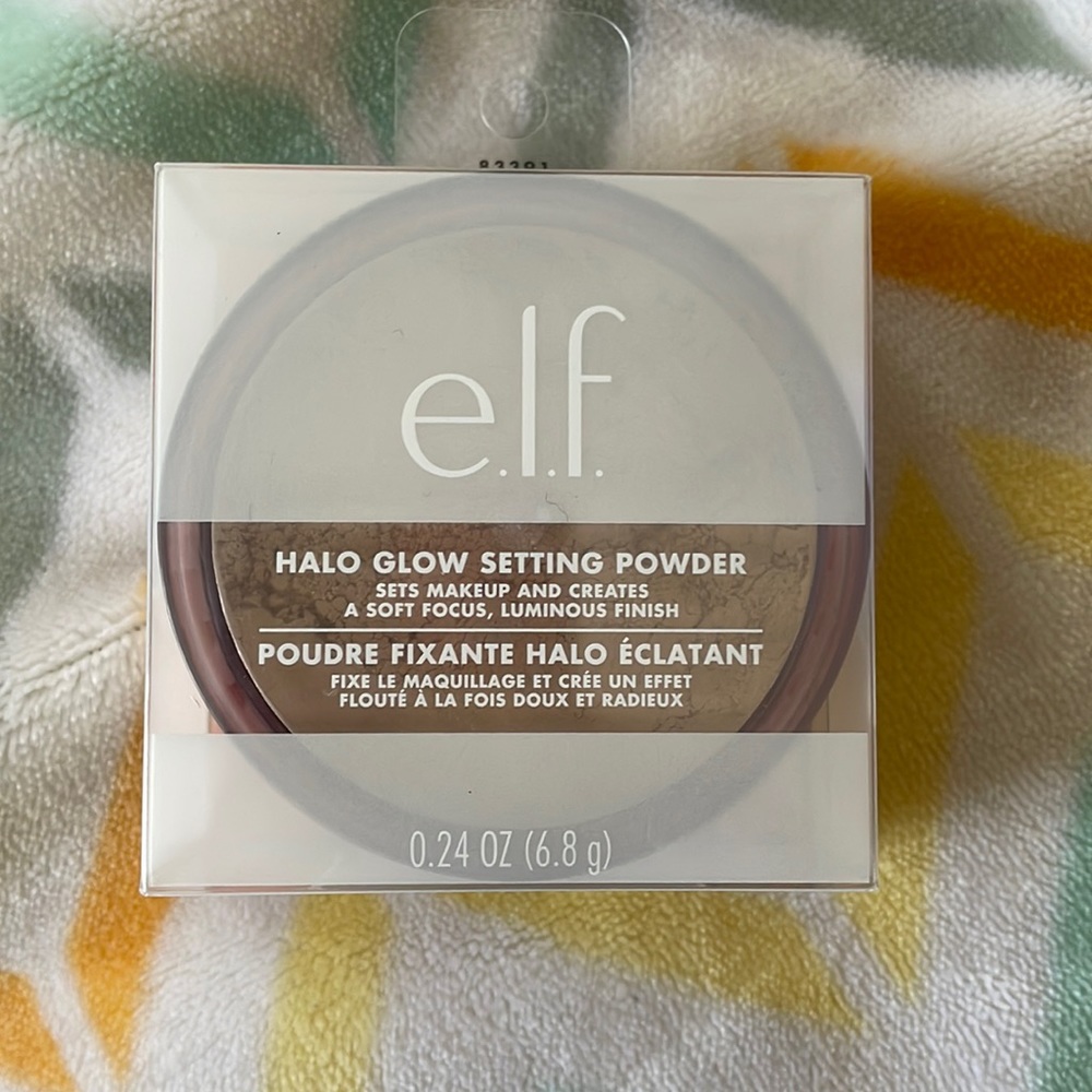 E.L.F. Halo Glow Setting Powder in Medium (unopened)